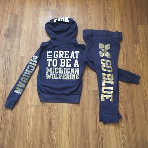 Vs pink Michigan set